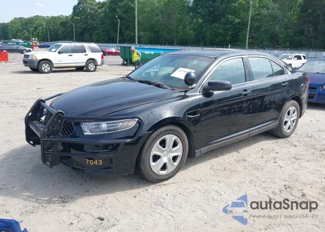 2015 Ford Police Interceptor из США, поврежденный, VIN 1FAHP2MK9FG151883